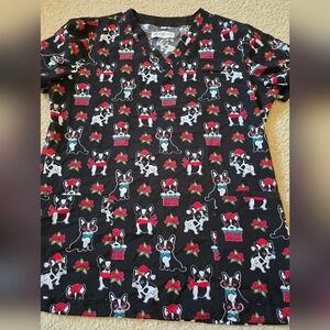 🌈White Cross Size Small Christmas Scrub Top